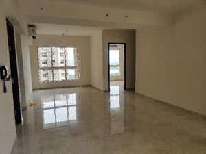 4 BHK Apartment For Rent in Lodha Amara, Kolshet Road