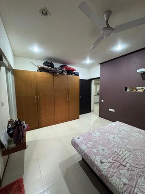 Bedroom in 3 BHK Apartment at Ambawadi – for Rent