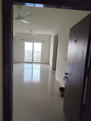 Room in 2 BHK Apartment at DSR RR Avenues, Yelahanka – for Rent