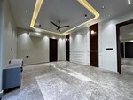 4 BHK + Pooja Room,Servant Room 300 Sq.Yd. Builder Floor in Ansal API Esencia