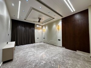 Bedroom in 4 BHK Builder Floor at Ansal API Esencia, Sector 67 – for Sale