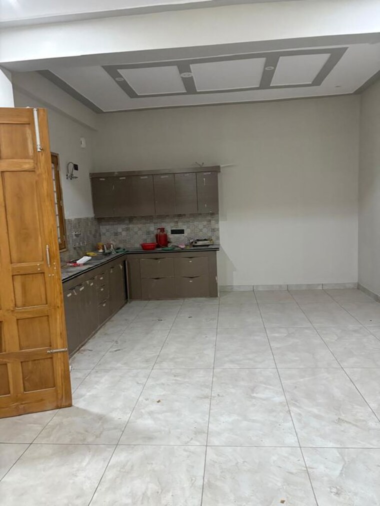 Kitchen, shimla bypass road 3 Bedroom 2100 Sq.Ft. Builder Floor In Shimla Bypass Road Dehradun 10357157