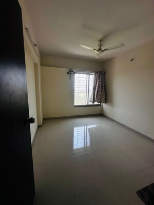 Room in 2.5 BHK Apartment at Sai Samarth Sarisha, Punawale – for Rent