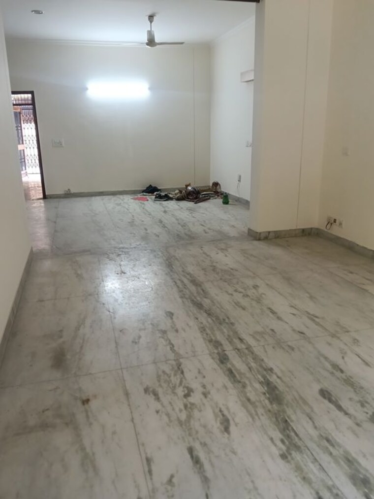 Room, ansal-plaza-sector-23 3 Bedroom 2200 Sq.Ft. Builder Floor In Sector 23 Gurgaon 10357229