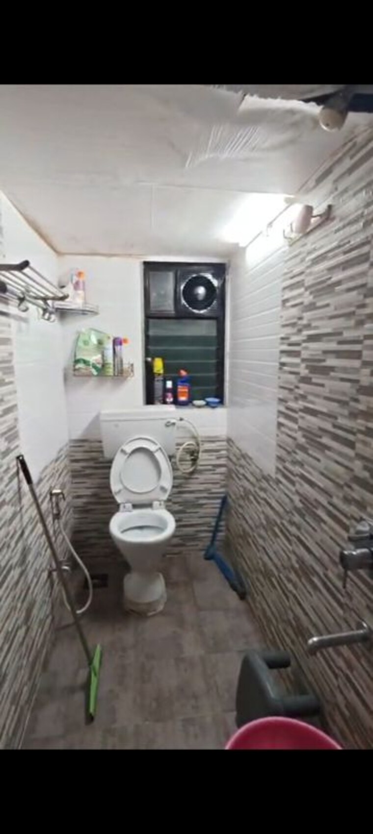 Bathroom, paschim-apartments 1 Bedroom 600 Sq.Ft. Apartment In Dadar West Mumbai 10357265