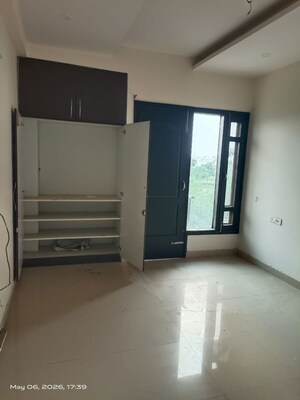 Room in 3 BHK Builder Floor at Manohar Singh Palm Residency, North Mullanpur – for Sale