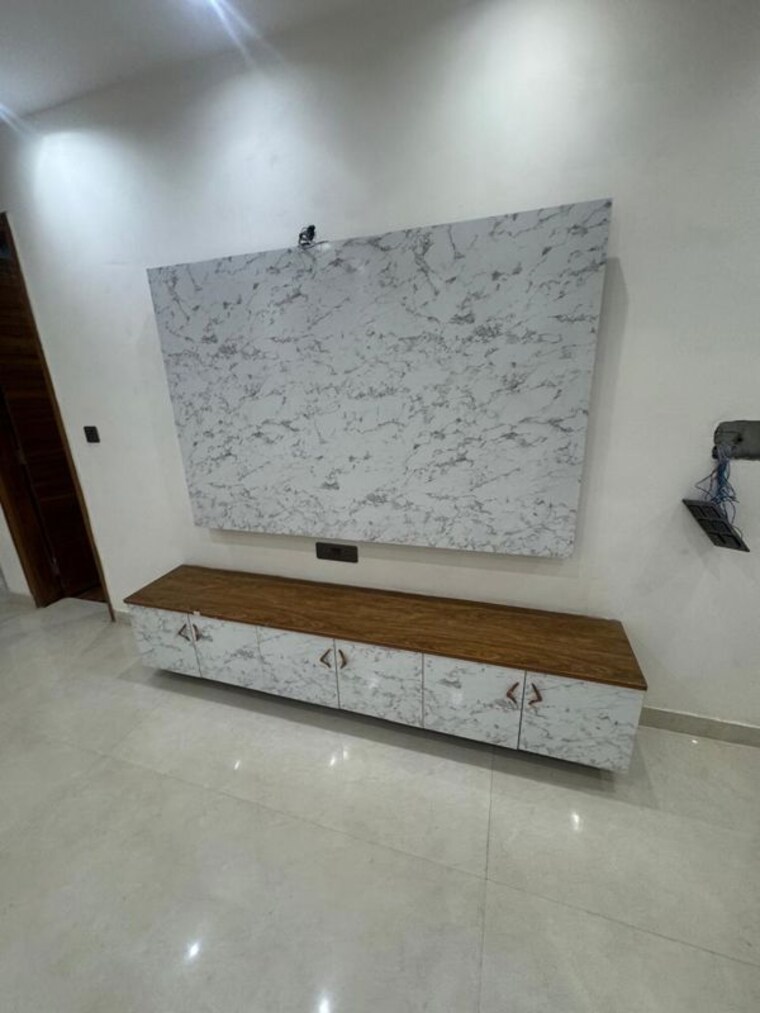 undefined, sector 85 3 Bedroom 250 Sq.Yd. Builder Floor In Sector 85 Faridabad 10357298