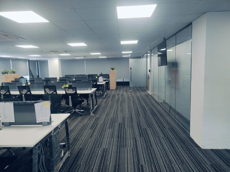 Balcony, wakadewadi Commercial Office Space 3900 Sq.Ft. In Wakadewadi Pune 10357304