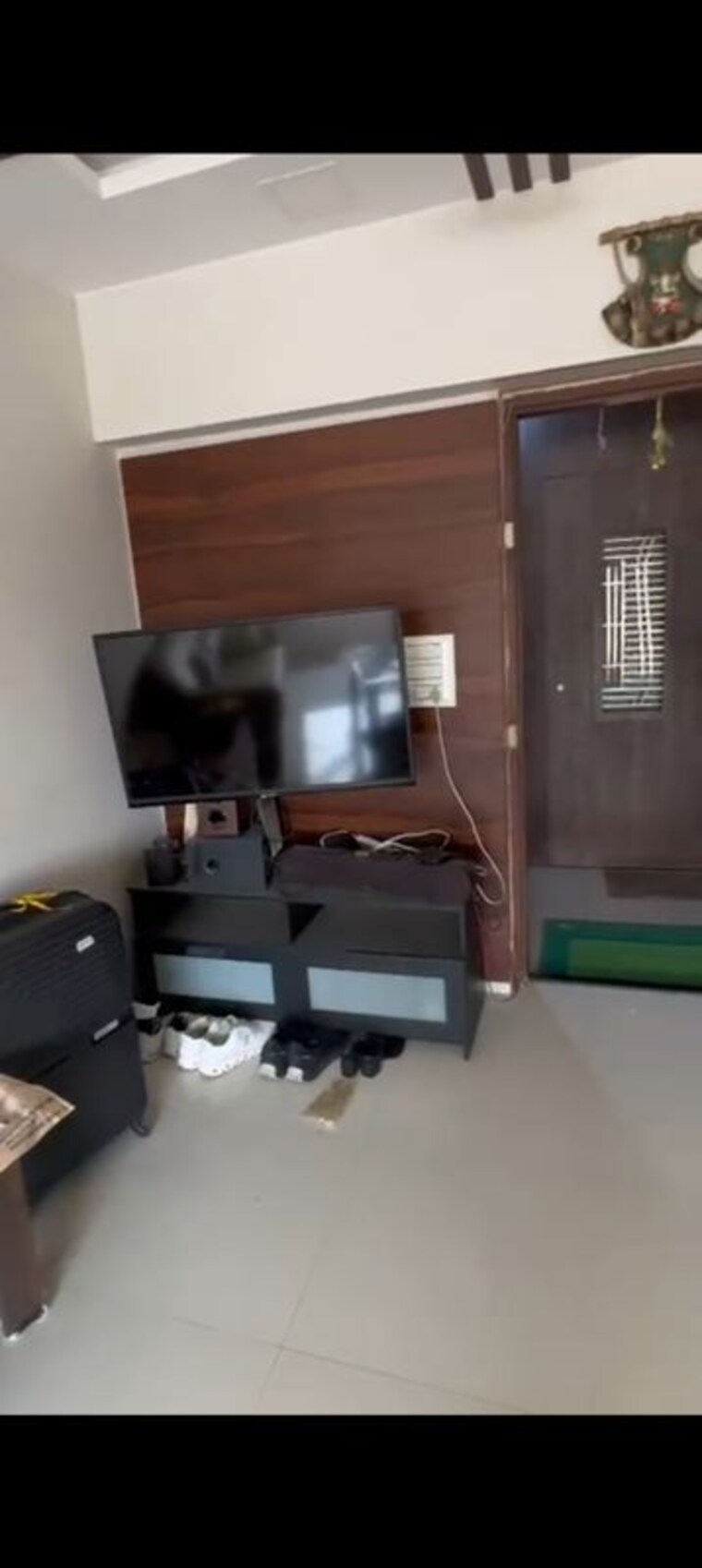 Living Room, royal-palms-garden-view 2 Bedroom 981 Sq.Ft. Apartment In Goregaon East Mumbai 10357345