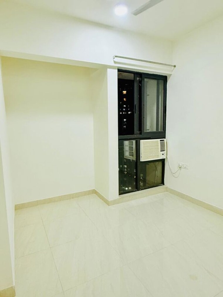 Room, lodha-crown-quality-homes 1 Bedroom 317 Sq.Ft. Apartment In Majiwada Thane 10357355
