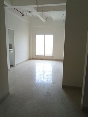Room in 3 BHK Apartment at Lower Parel – for Rent