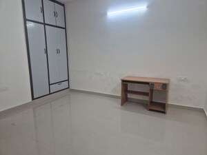 Room in 3 BHK Independent House at Sector 41 – for Rent