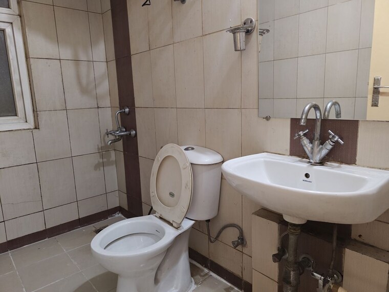 Bathroom, mahindra-aura 2 Bedroom 1198 Sq.Ft. Apartment In Sector 110a Gurgaon 10354715