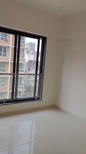 Bedroom in 2 BHK Apartment at Gurukripa Building, Chembur – for Rent