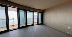 Room in 3 BHK Apartment at Lodha World Crest, Worli – for Rent