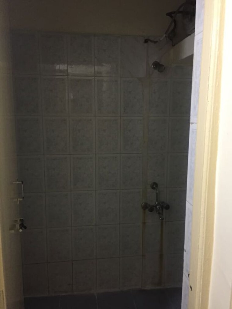 Bathroom, bramha-aangan 1 Bedroom 600 Sq.Ft. Apartment In Salunkhe Vihar Society Pune 10357611