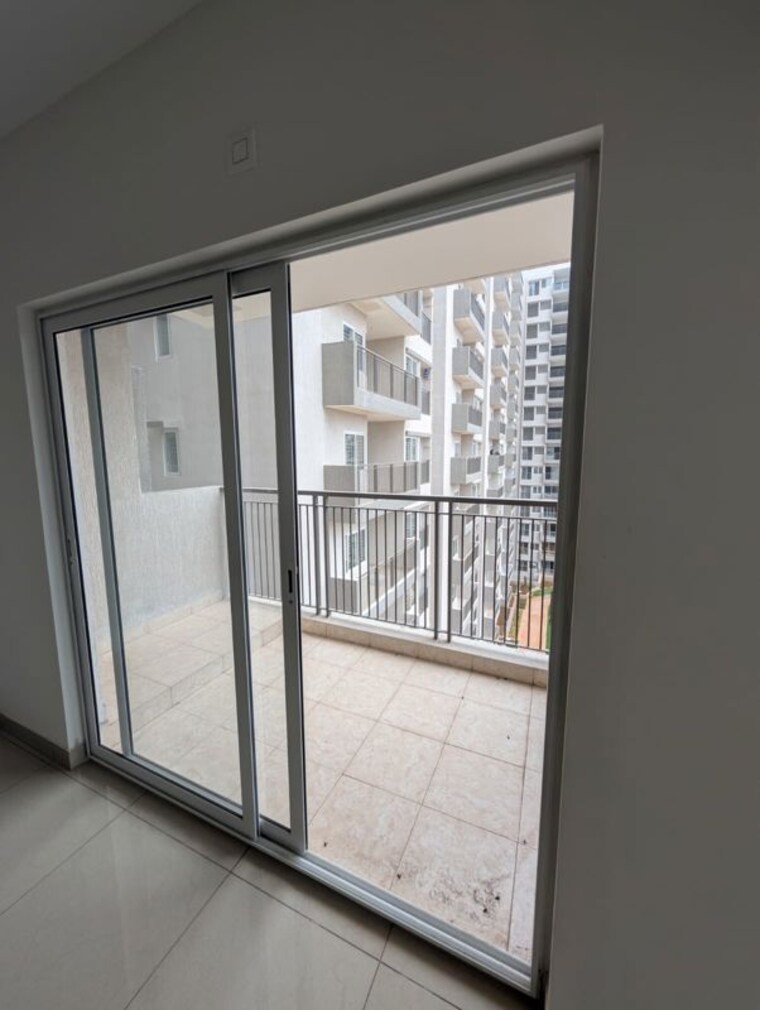 Room, high grounds 3 Bedroom 1545 Sq.Ft. Apartment In High Grounds Bangalore 10357614