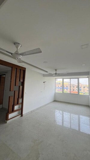 Room in 3 BHK Apartment at Jawahar Nagar – for Rent