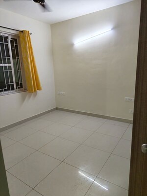 Room in 2.5 BHK Apartment at Prestige IVY Terraces, Kadubeesanahalli – for Rent