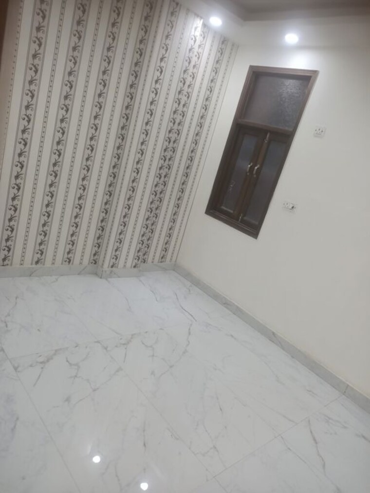 Room, tughlakabad extension 3 Bedroom 765 Sq.Ft. Builder Floor In Tughlakabad Extension Delhi 10357702