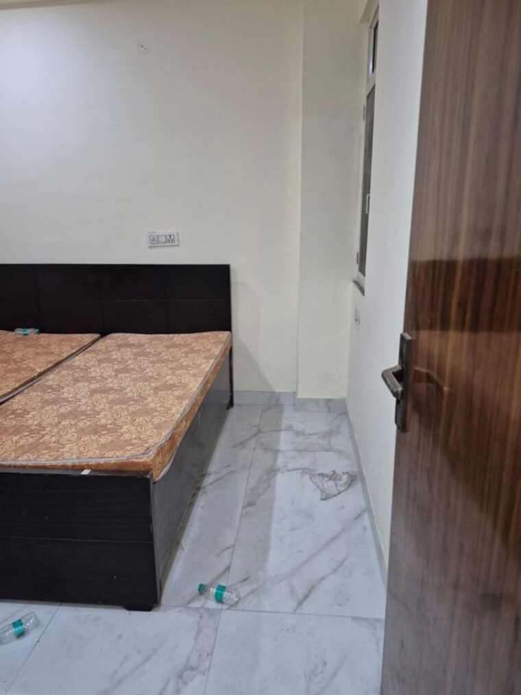 Bedroom, mayur vihar 3.5 Bedroom 950 Sq.Ft. Builder Floor In Mayur Vihar Delhi 10357697