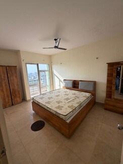 3 BHK Apartment For Rent in Ansal Celebrity Meadows