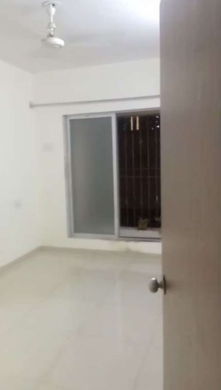Room, wadala 2 Bedroom 600 Sq.Ft. Apartment In Wadala Mumbai 10357745