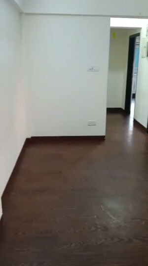 Living Room in 2 BHK Apartment at Chembur – for Rent
