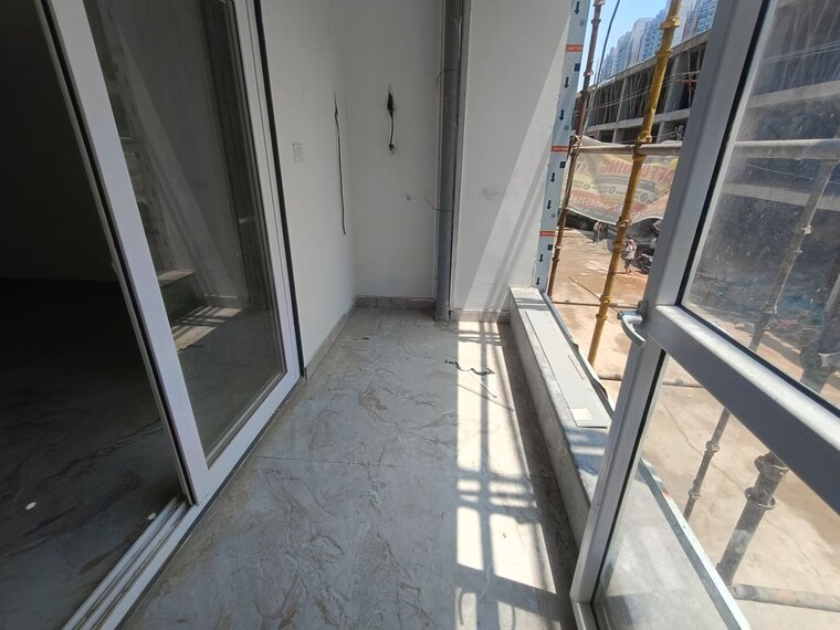 Balcony, hajipur 4 Bedroom 2200 Sq.Ft. Builder Floor In Hajipur Noida 10357741