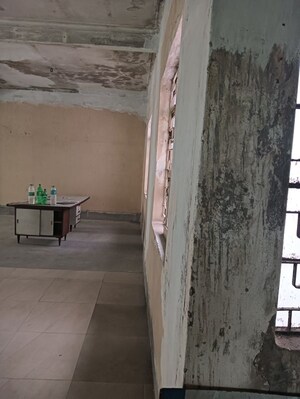 Room in  Office Space at Beniapukur – for Rent