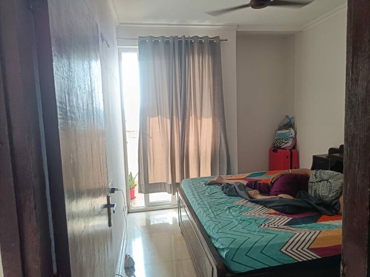Bedroom, amrapali-riverview 1 Bedroom 500 Sq.Ft. Apartment In Amrapali Leisure Valley Greater Noida 9451485