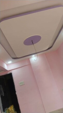 1.5 BHK + Servant Room Apartment For Rent in Squarefeet Grand Square