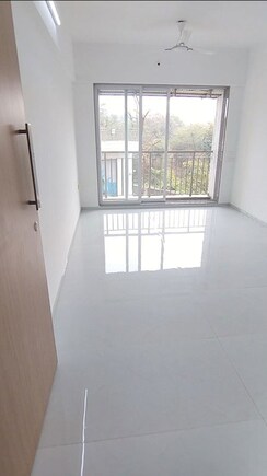 1 BHK + Extra Room Apartment For Sale in LJ Tanna Panoroma