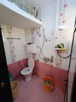 2 BHK + Servant Room Apartment For Rent in Puraniks Kanchanpushp Complex