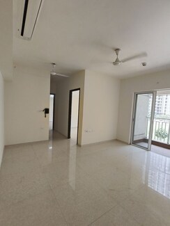 2 BHK Apartment For Rent in Lodha Amara