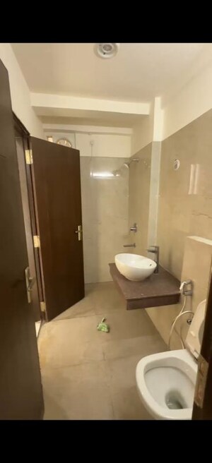 Bathroom in 3 BHK Apartment at Real Anchor World Residency, Indrapuram – for Sale