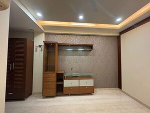 Kitchen in 6+ BHK Independent House at Dlf Phase ii – for Sale