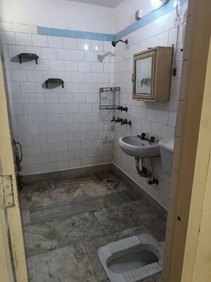 Bathroom in 3.5 BHK Apartment at Shipra Suncity, Vaibhav Khand – for Sale