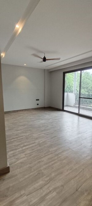 Room in 6+ BHK Independent House at DLF Independent Floors, Dlf City Phase 3 – for Sale