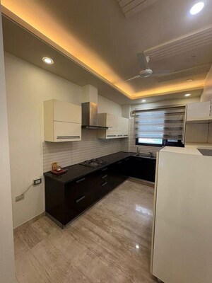 Kitchen in 6 BHK Independent House at DLF Independent Floors, Dlf City Phase 3 – for Sale