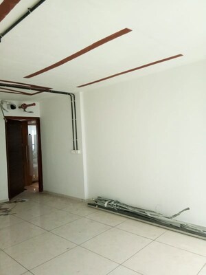 Room in  Office Space at Vastrapur – for Rent