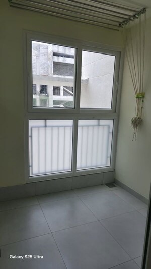 Room in 2 BHK Apartment at Casagrand Boulevard, Hennur Road – for Rent