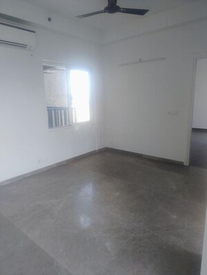 Room in 3 BHK Apartment at Mapsko Mount Ville, Sector 79 – for Rent