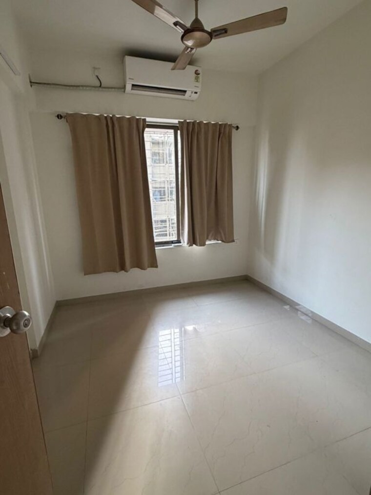 Room, lodha-vista 1 Bedroom 509 Sq.Ft. Apartment In Lower Parel Mumbai 10358052