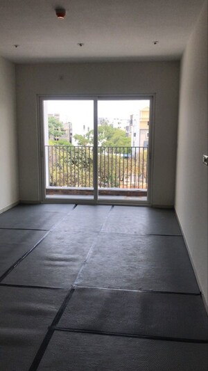 Room in 2 BHK Apartment at Mahindra Eden, Kanakapura Road – for Sale
