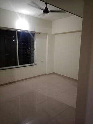Room in 2 BHK Apartment at Kamalraj Datta Vihar, Moshi – for Rent
