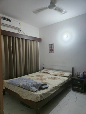 Bedroom in Studio Apartment at Earthcon Casa Grande, Chi V Greater Noida – for Rent