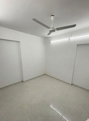 Room in 1 BHK Apartment at Alfa Apartment, Borivali West – for Sale