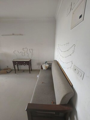 Team Area in 2 BHK Apartment at AVL 36 Gurgaon, Sector 36 – for Rent