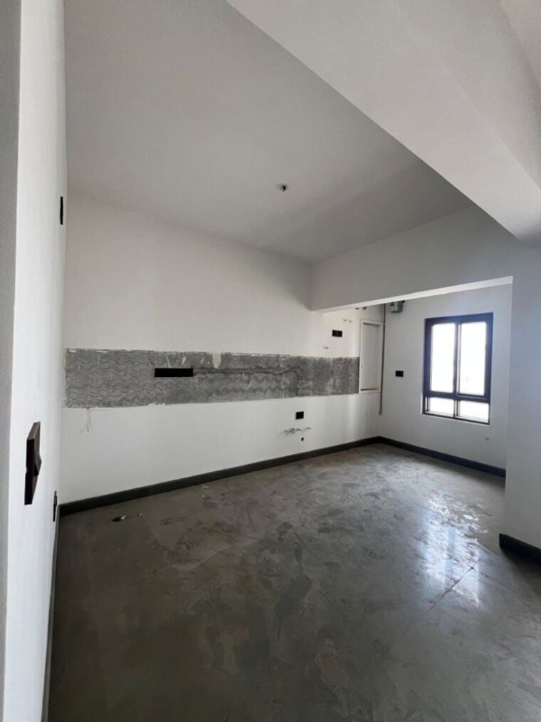 Room, centreo 3 Bedroom 2100 Sq.Ft. Apartment In Kanakapura Road Bangalore 10358176